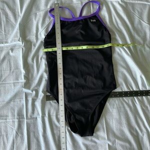 TYR Women’s Hexa Diamondfit Swimsuit 38